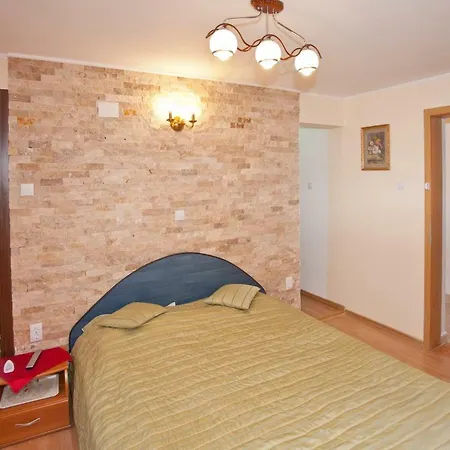 Casa Tudor Guest house *